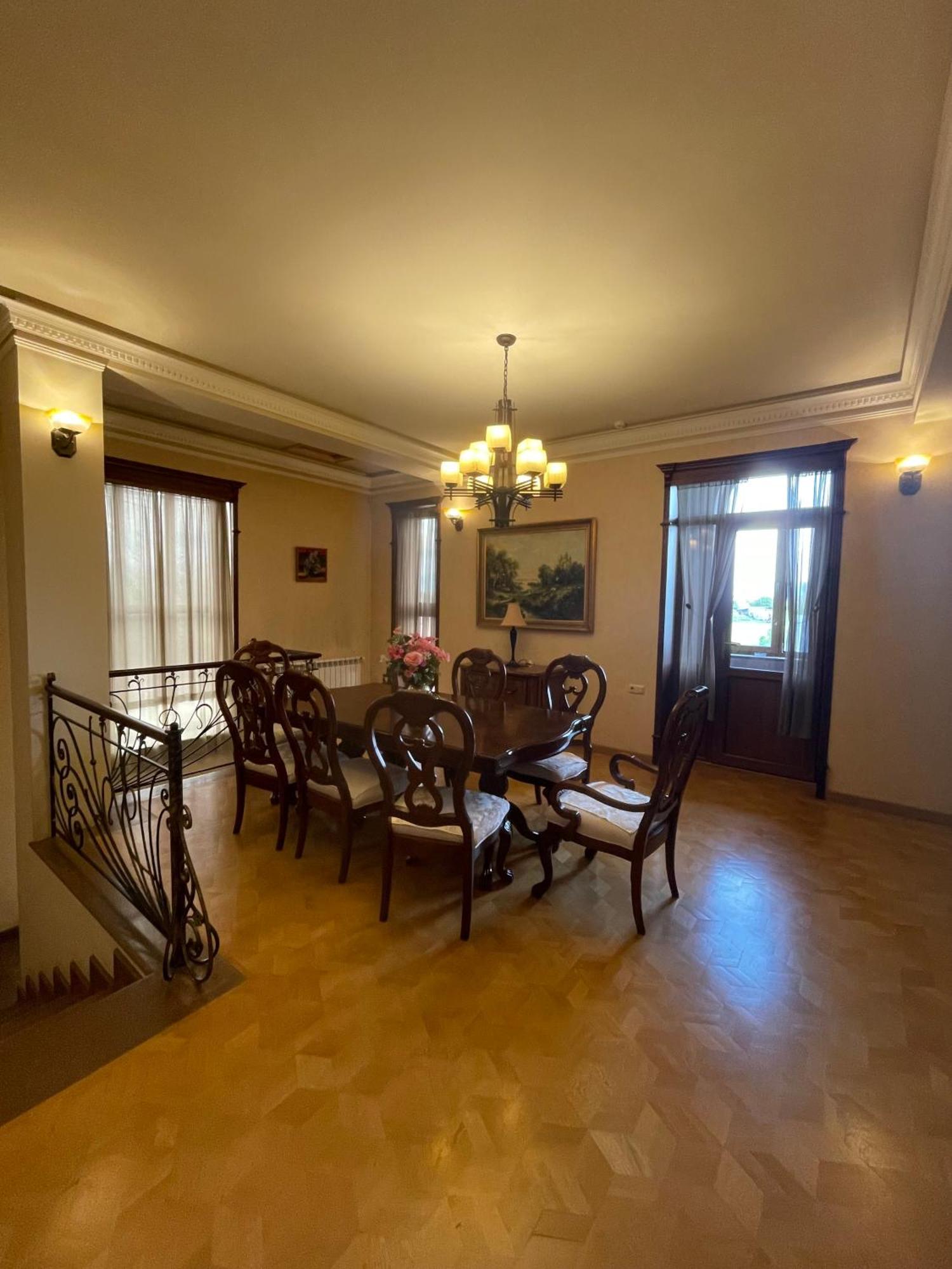 Hotel In Giumri Zewnętrze zdjęcie